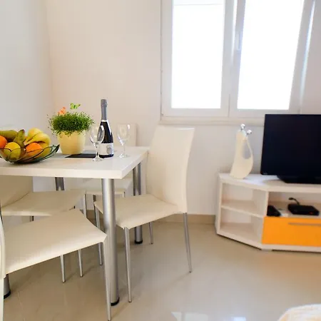 Lara Apartments Makarska Zimmer foto